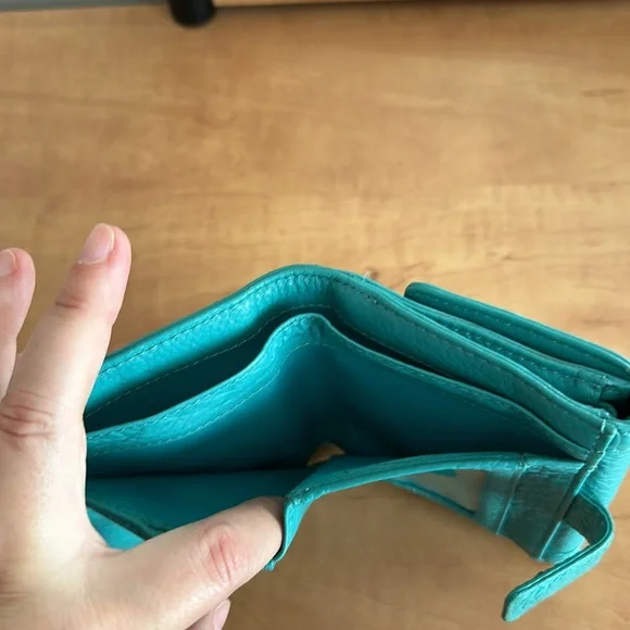 Tory Burch wallet - Picture 5 of 7